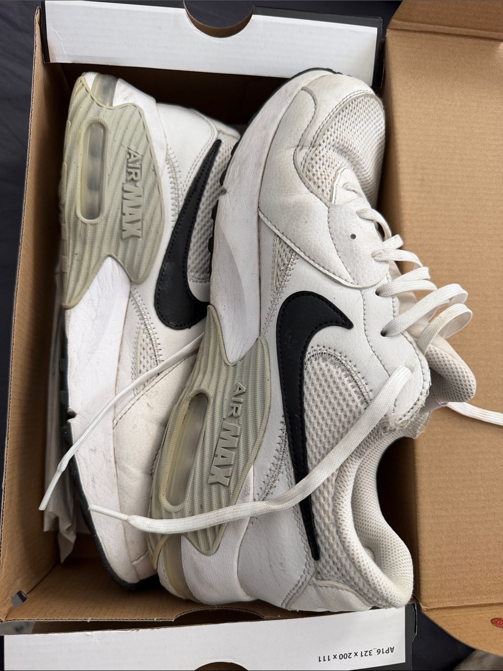Nike White and Black Air Max Low-Top Sneakers